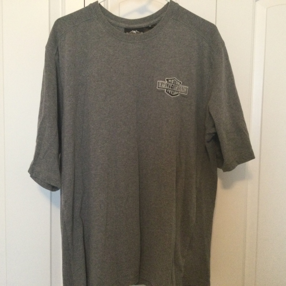 Grey (soft ribbing details) Harley Davidson short sleeved shirt  Sz XL